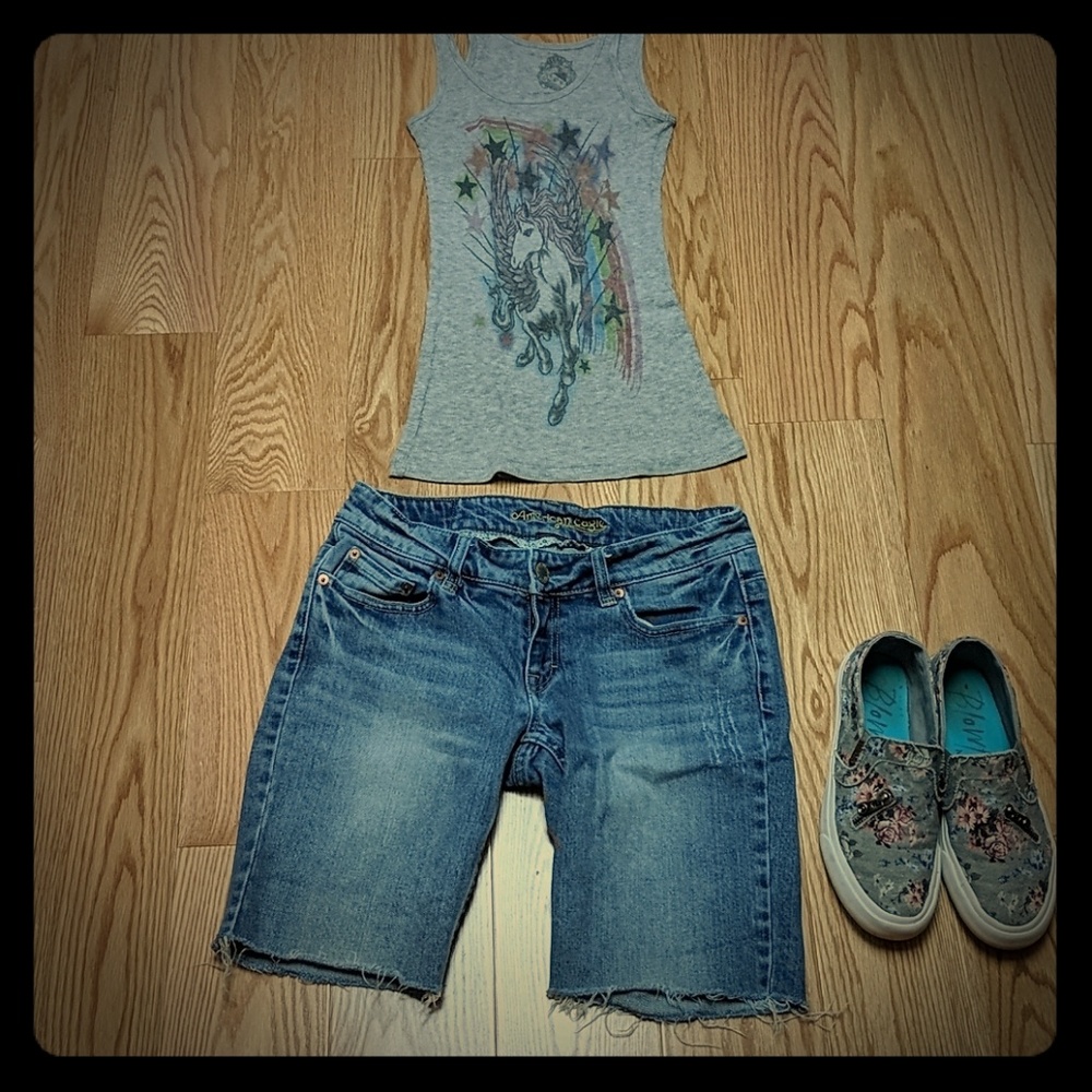 American Eagle cut-off style jean shorts